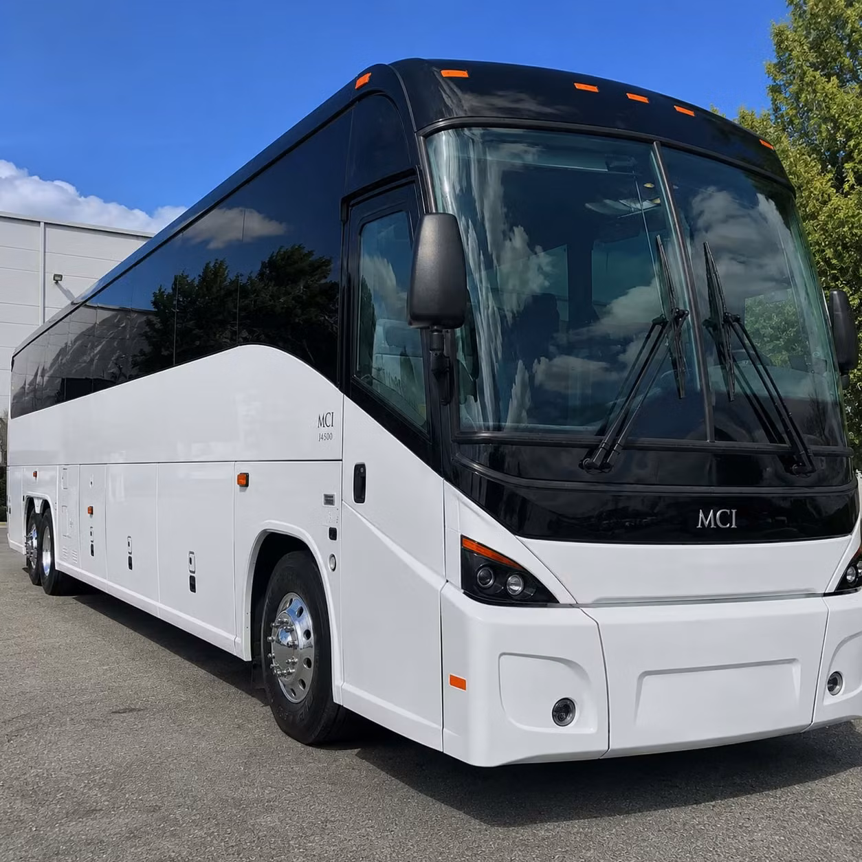 airport transfers and corporate event shuttles for gresham businesses