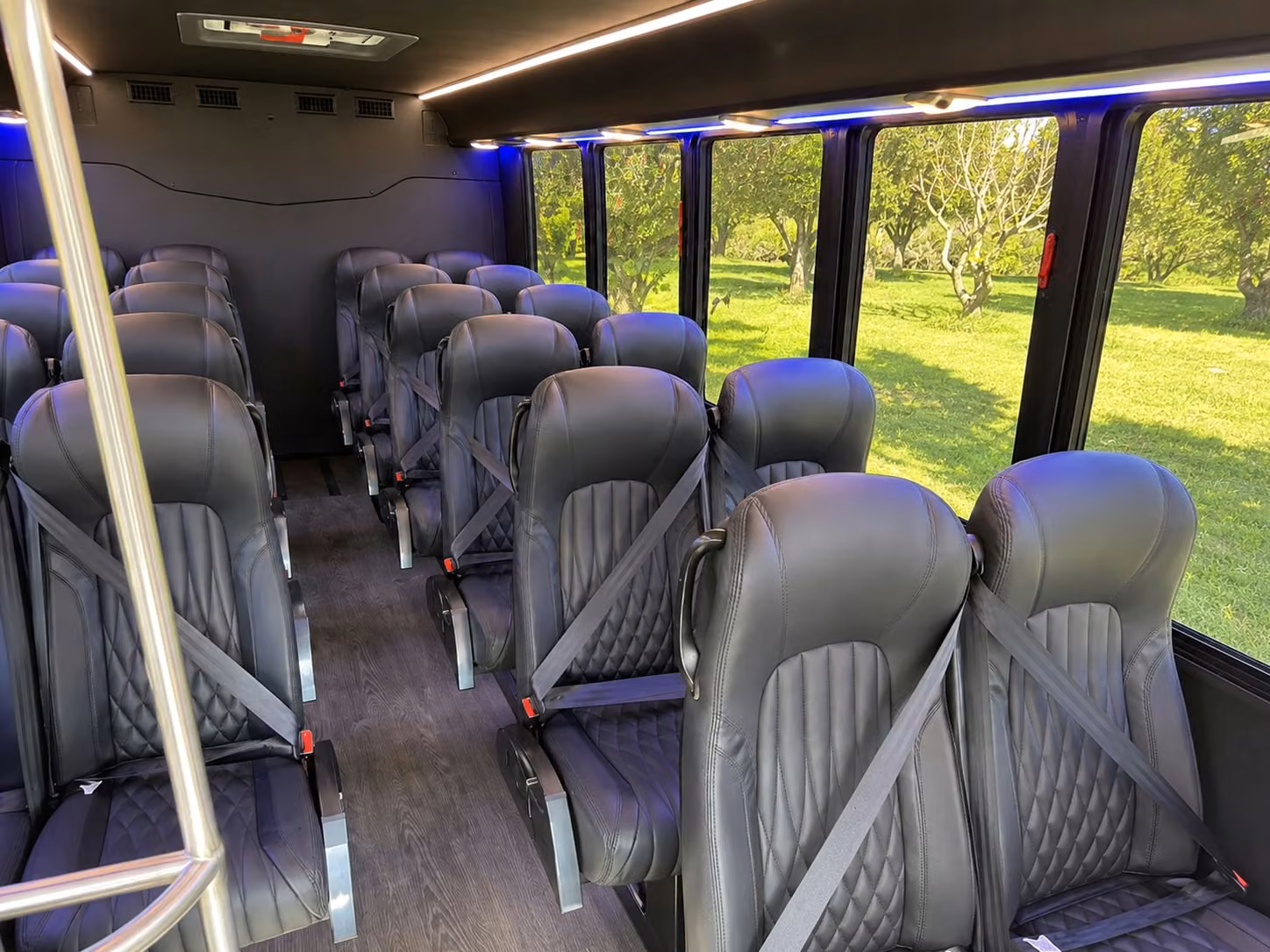 school field trip bus rentals in gresham